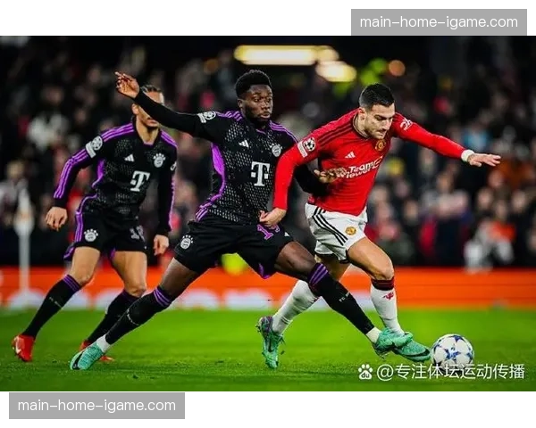 前曼联主帅滕哈赫现身伊蒂哈德球场看台,引发对其未来的猜测 前曼联主帅滕哈赫现身伊蒂哈德球场看台,引发对其未来的猜测